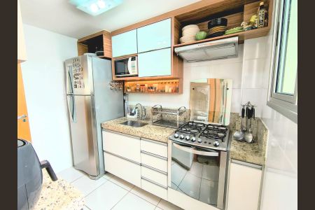 Apartamento à venda com 77m², 3 quartos e 2 vagasCozinha