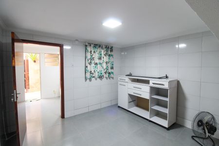 Quarto 1 de casa para alugar com 1 quarto, 37m² em Vila Tiradentes, São Paulo