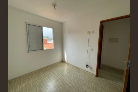Quarto 2 de casa de condomínio para alugar com 2 quartos, 65m² em Jardim Isis, Cotia