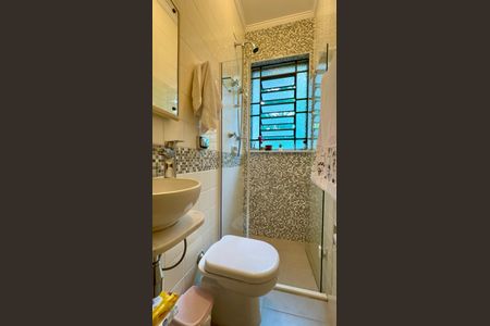 Casa para alugar com 575m², 6 quartos e 7 vagasBanheiro da Edícula 