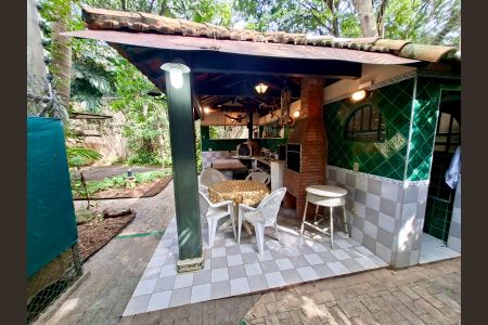 Casa para alugar com 575m², 6 quartos e 7 vagasChurrasqueira