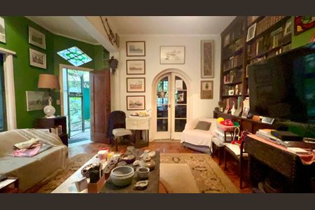 Casa para alugar com 575m², 6 quartos e 7 vagasEscritório