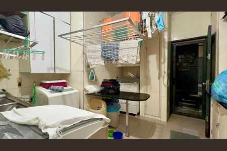 Casa para alugar com 575m², 6 quartos e 7 vagasLavanderia