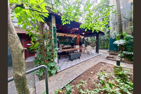 Casa para alugar com 575m², 6 quartos e 7 vagasChurrasqueira