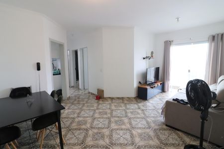Sala de apartamento à venda com 2 quartos, 58m² em Piratininga, Osasco