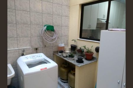 Apartamento à venda com 63m², 2 quartos e 1 vagaÁrea de Serviço