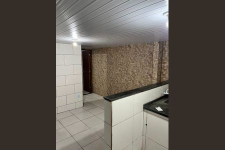 Sala de apartamento para alugar com 1 quarto, 25m² em Valparaíso, Petrópolis
