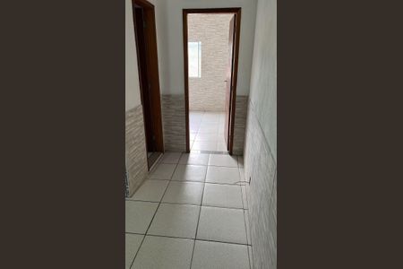 Corredor de apartamento para alugar com 1 quarto, 25m² em Valparaíso, Petrópolis