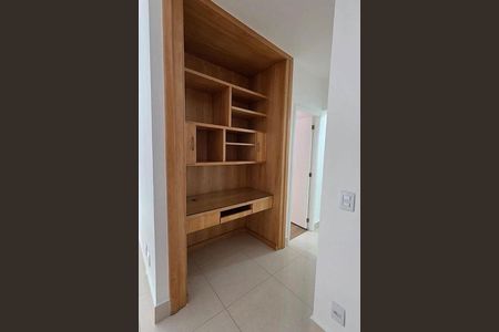 Apartamento para alugar com 3 quartos, 79m² em Alphaville Industrial, Barueri