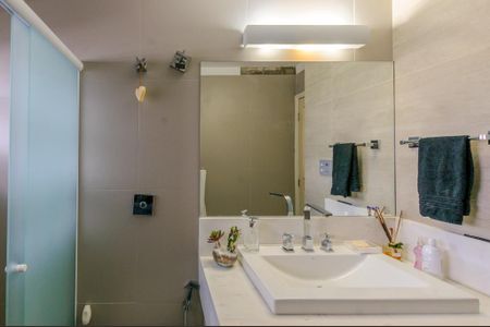 Apartamento à venda com 172m², 3 quartos e 2 vagas