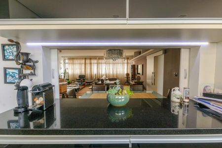Apartamento à venda com 172m², 3 quartos e 2 vagas