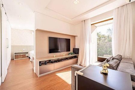 Casa à venda com 550m², 4 quartos e 6 vagas