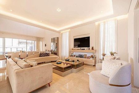 Casa à venda com 4 quartos, 550m² em Colinas da Anhanguera, Santana de Parnaíba