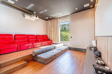 Casa à venda com 4 quartos, 550m² em Colinas da Anhanguera, Santana de Parnaíba