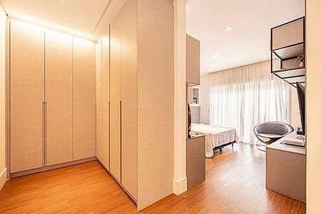 Casa à venda com 550m², 4 quartos e 6 vagas