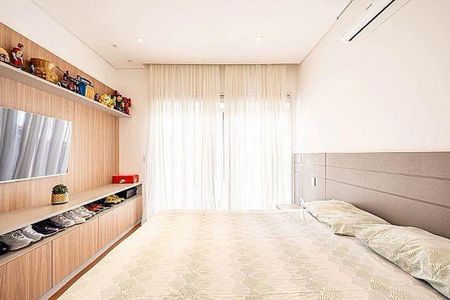 Casa à venda com 550m², 4 quartos e 6 vagas