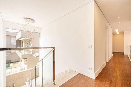 Casa à venda com 550m², 4 quartos e 6 vagas