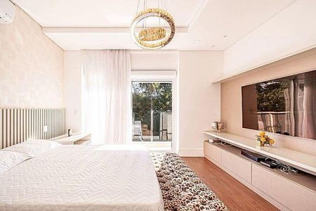 Casa à venda com 550m², 4 quartos e 6 vagas