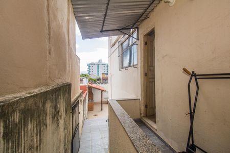 Casa à venda com 360m², 3 quartos e 2 vagas Casa à venda com 360m², 3 quartos e 2 vagasÁrea externa