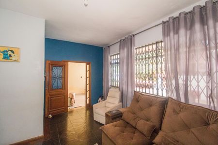 Sala de casa à venda com 3 quartos, 360m² em Vila Valqueire, Rio de Janeiro