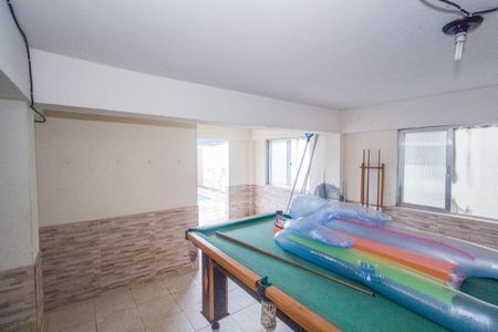 Casa à venda com 360m², 3 quartos e 2 vagas Casa à venda com 360m², 3 quartos e 2 vagasÁrea externa