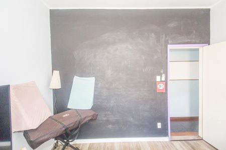 Casa à venda com 360m², 3 quartos e 2 vagas Casa à venda com 360m², 3 quartos e 2 vagasQuarto 1