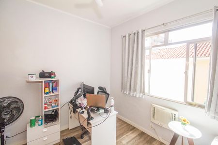 Casa à venda com 360m², 3 quartos e 2 vagas Casa à venda com 360m², 3 quartos e 2 vagasQuarto 3
