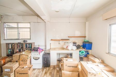 Casa à venda com 360m², 3 quartos e 2 vagas Casa à venda com 360m², 3 quartos e 2 vagasEscritório