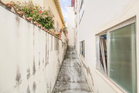 Casa à venda com 360m², 3 quartos e 2 vagas Casa à venda com 360m², 3 quartos e 2 vagasÁrea externa