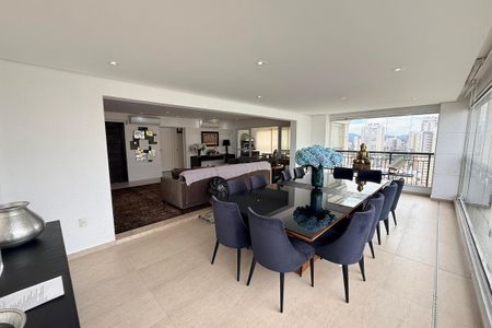 Apartamento à venda com 260m², 3 quartos e 5 vagas