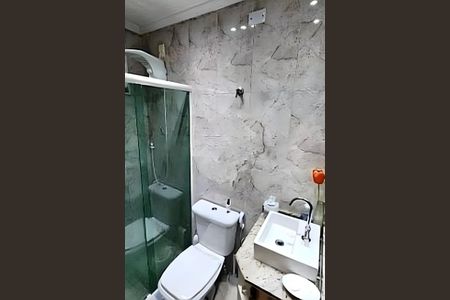 Casa à venda com 3 quartos, 200m² em Chácara Inglesa, São Paulo