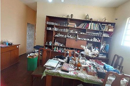 Casa à venda com 2 quartos, 173m² em Pirajá, Belo Horizonte