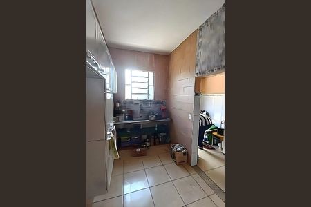 Casa à venda com 2 quartos, 173m² em Pirajá, Belo Horizonte