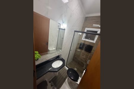 Banheiro  de apartamento para alugar com 2 quartos, 60m² em Vila Caiçara, Praia Grande