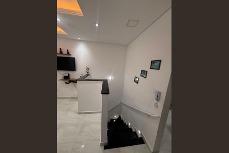 Cozinha de apartamento para alugar com 2 quartos, 60m² em Vila Caiçara, Praia Grande