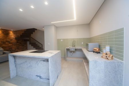 Cozinha de casa de condomínio à venda com 4 quartos, 350m² em Casa Branca, Brumadinho