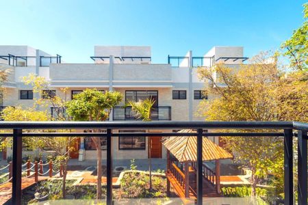 Casa à venda com 189m², 4 quartos e 1 vaga