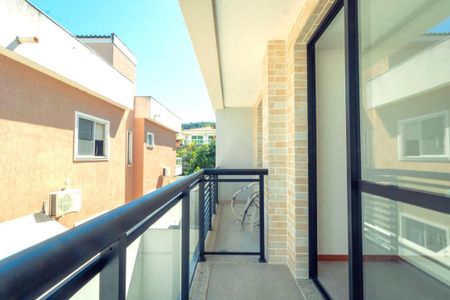 Casa à venda com 189m², 4 quartos e 1 vaga