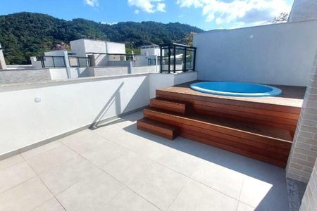 Casa à venda com 189m², 4 quartos e 1 vaga