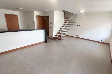 Casa à venda com 4 quartos, 189m² em Itaipu, Niterói