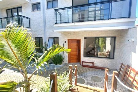 Casa à venda com 189m², 4 quartos e 1 vaga