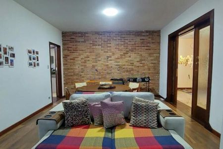 Casa à venda com 4 quartos, 492m² em Interlagos, São Paulo