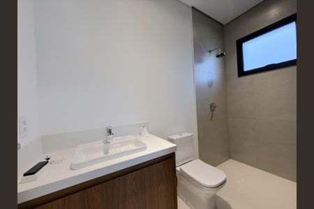 Casa de condomínio à venda com 425m², 4 quartos e 4 vagasBanheiro 