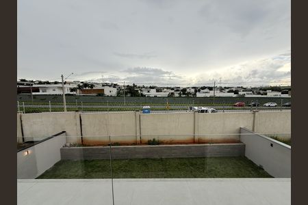 Casa de condomínio à venda com 425m², 4 quartos e 4 vagasÁrea externa