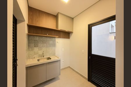 Casa de condomínio à venda com 425m², 4 quartos e 4 vagasÁrea de Serviço
