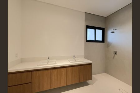 Casa de condomínio à venda com 425m², 4 quartos e 4 vagasBanheiro