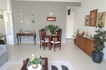 Apartamento à venda com 90m², 2 quartos e 1 vaga