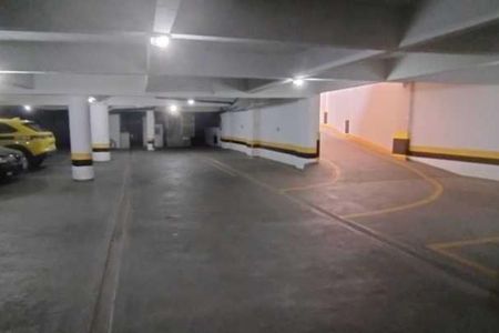 Apartamento à venda com 90m², 2 quartos e 1 vaga