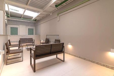 Apartamento à venda com 94m², 2 quartos e 1 vaga