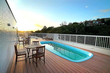 Apartamento à venda com 94m², 2 quartos e 1 vaga